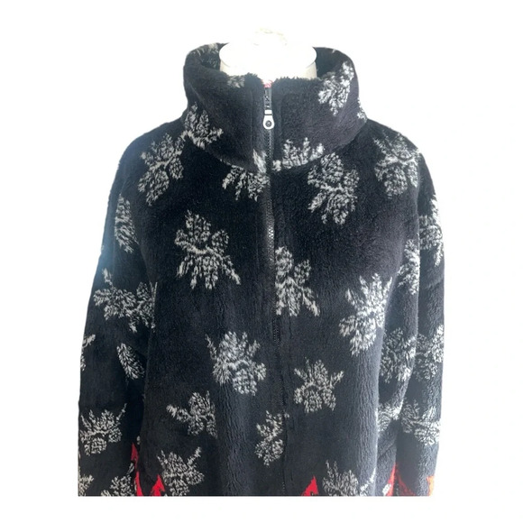 Vintage Zip Fleece with Red Birds and Snow ❄️.  Size XL, Beautiful Cozy … - Picture 3 of 11